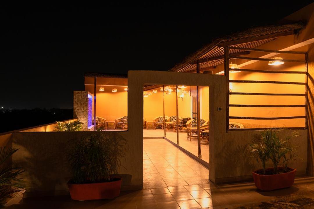 Airport Inn Hotel Lomé Kültér fotó